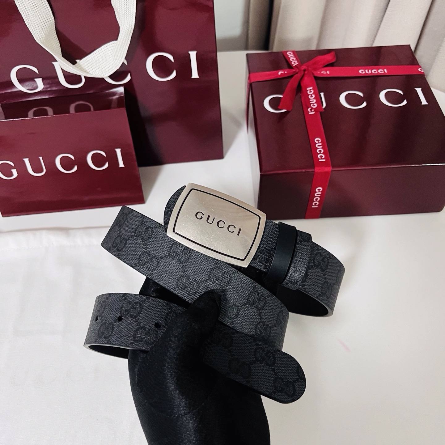 Gucci Belt – 35mm