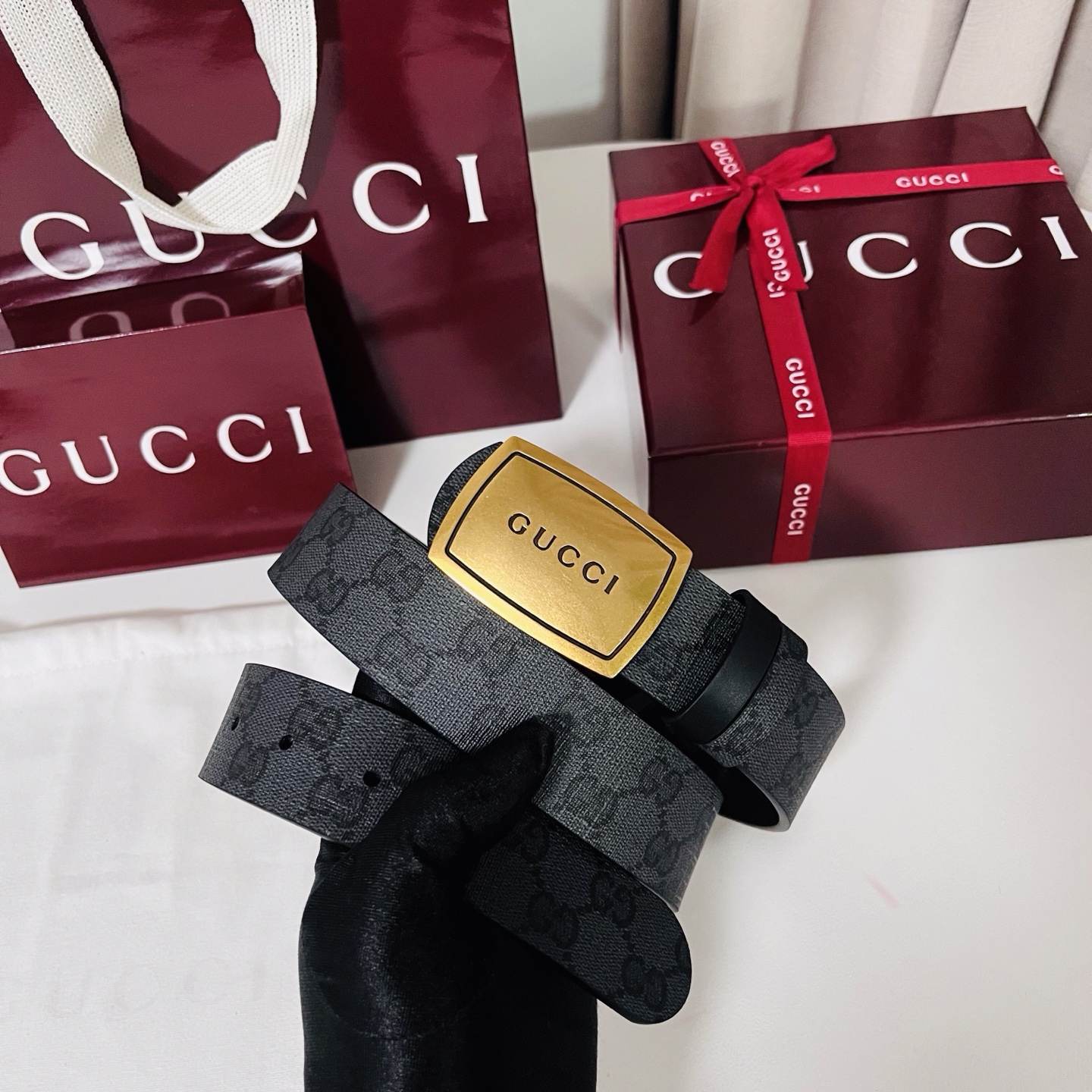 Gucci Belt – 35mm