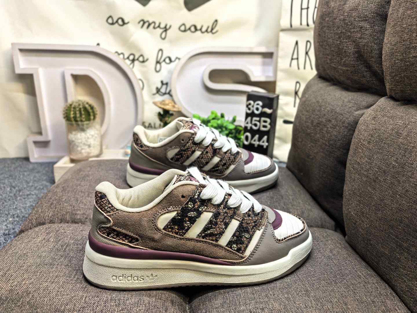 adidas Forum 2000 Exhibit Low Shoes