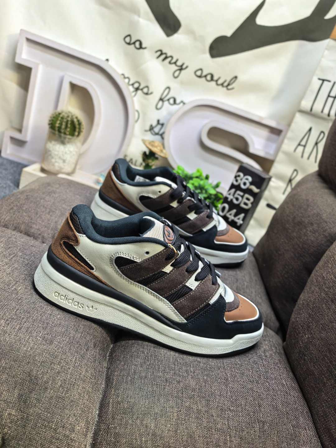 adidas Forum 2000 Exhibit Low Shoes