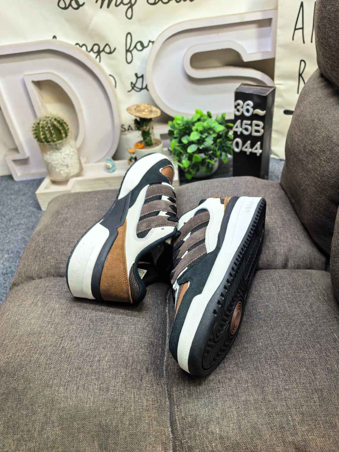 adidas Forum 2000 Exhibit Low Shoes