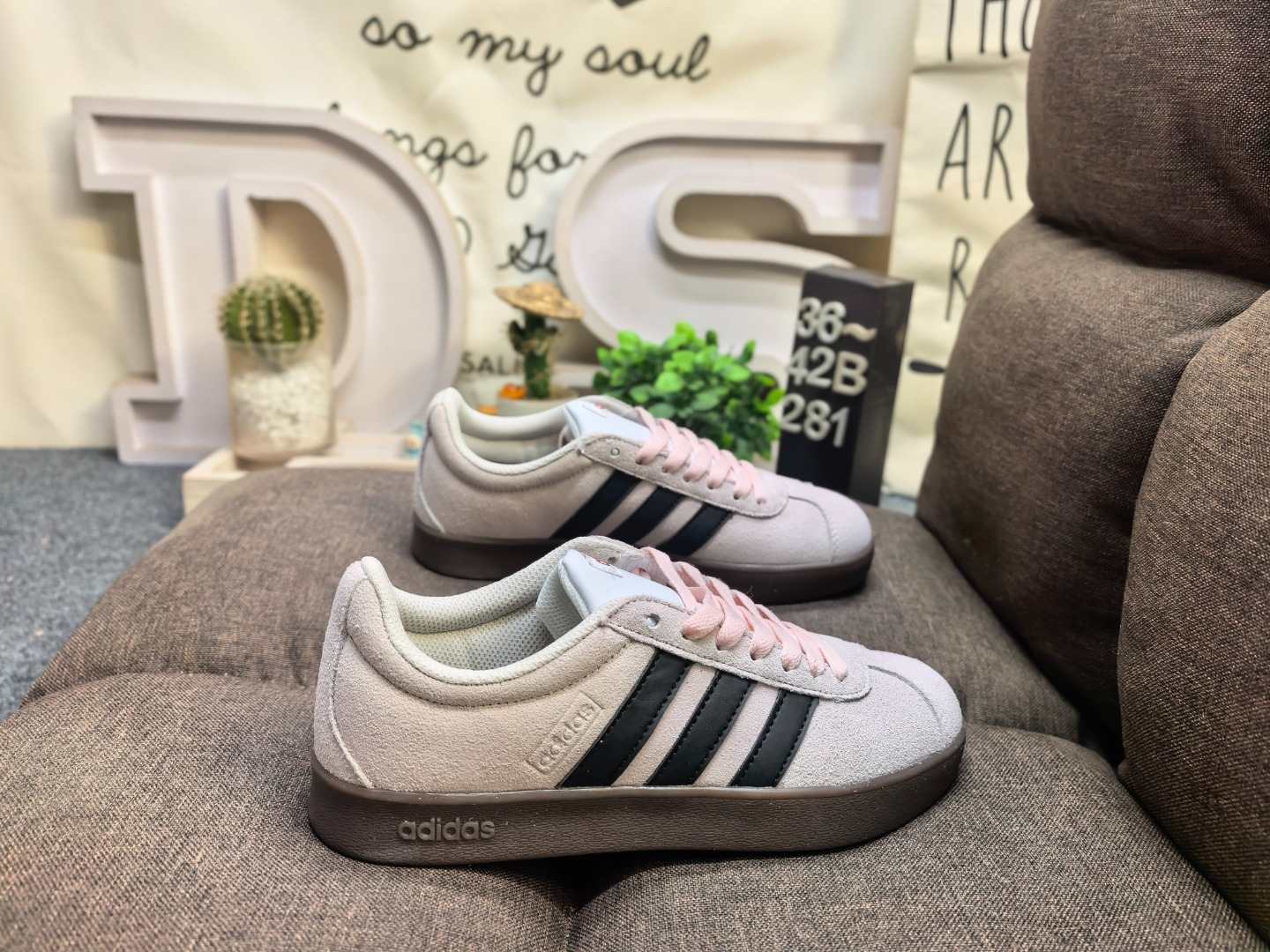 adidas VL COURT 2.0 Shoes