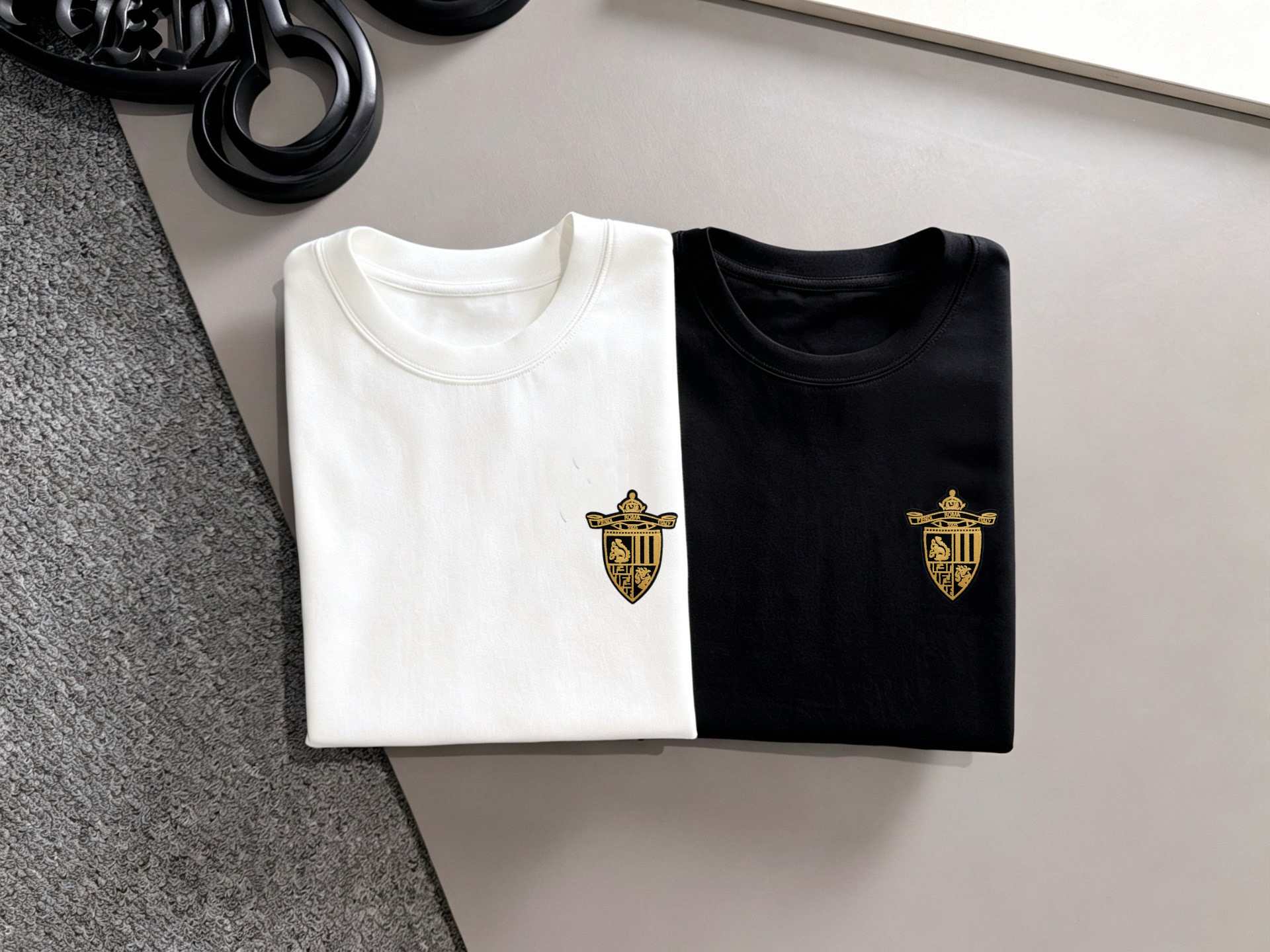 Fendi Logo Long-Sleeve Top, Product 21945