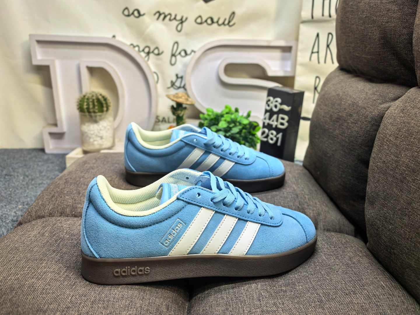 adidas VL COURT 2.0 Shoes