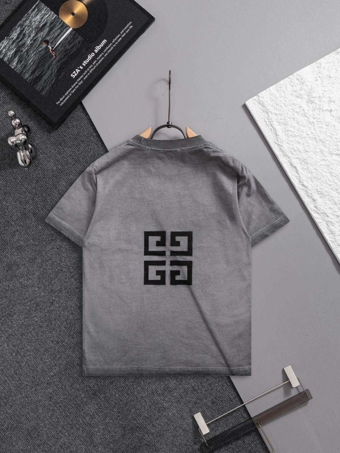 Givenchy T-Shirt