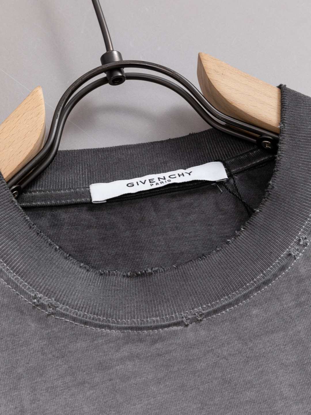 Givenchy T-Shirt