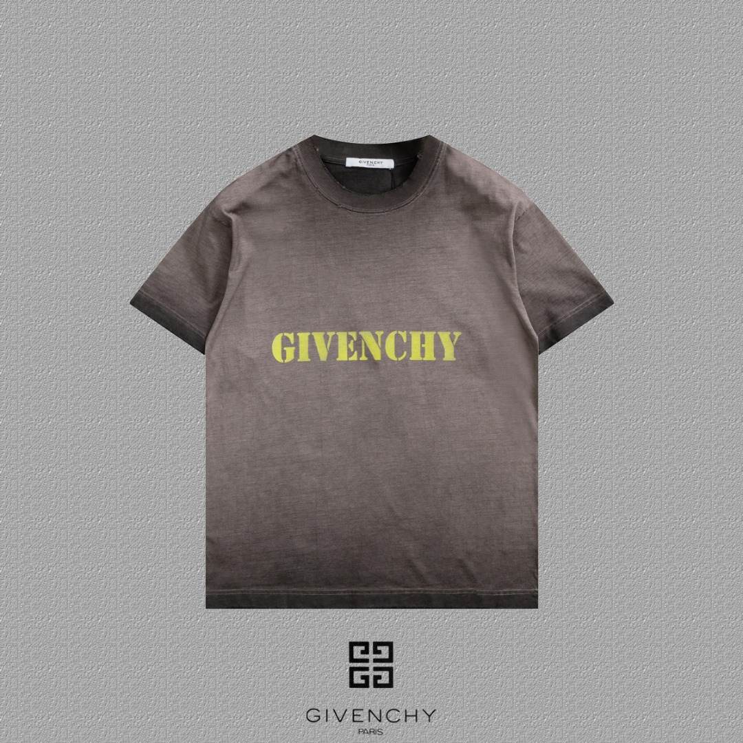 Givenchy T-Shirt