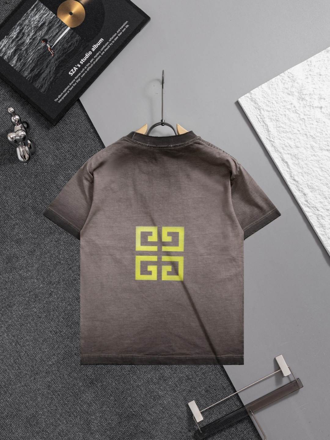 Givenchy T-Shirt