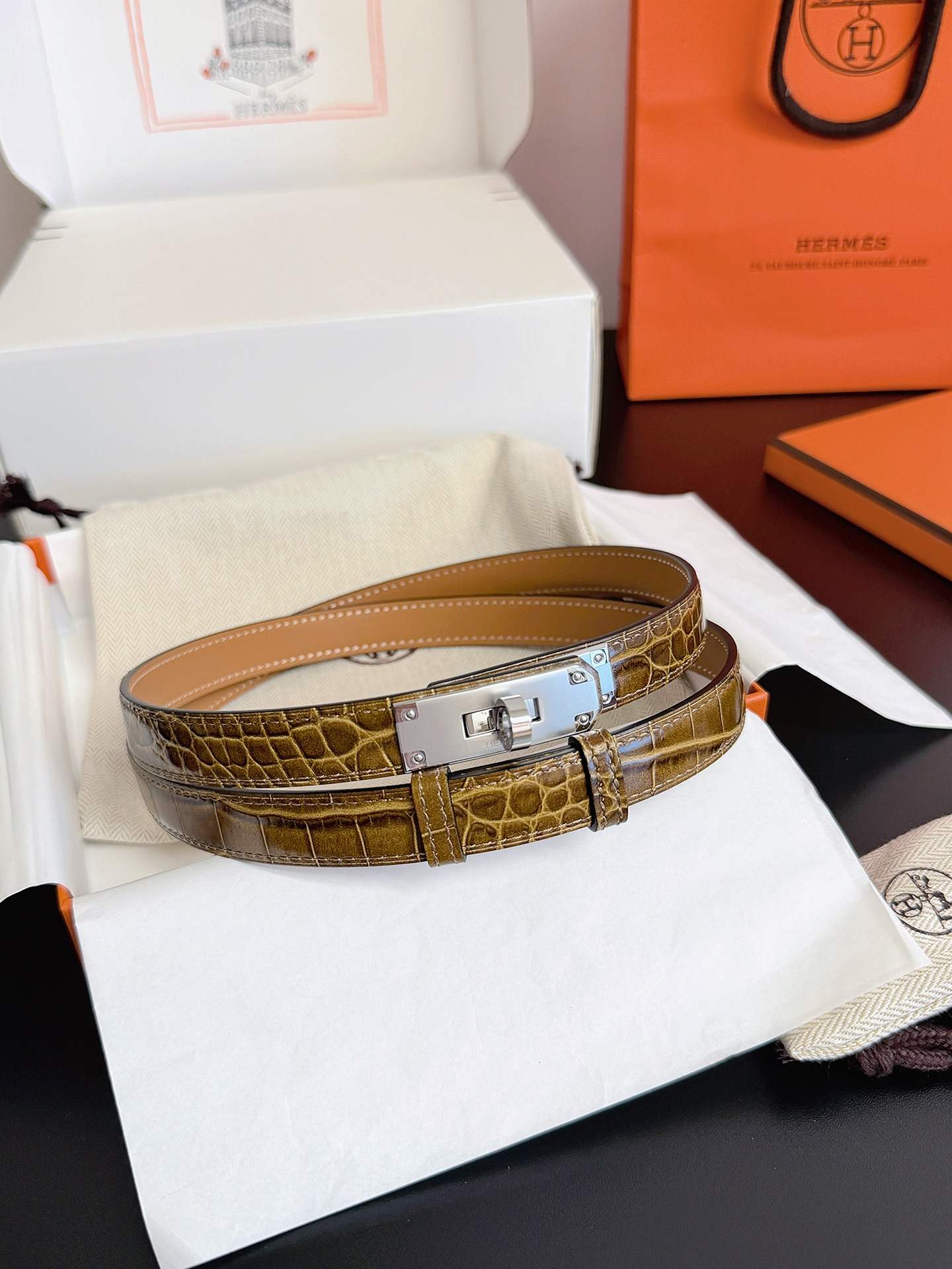 Hermes Belt – 18mm
