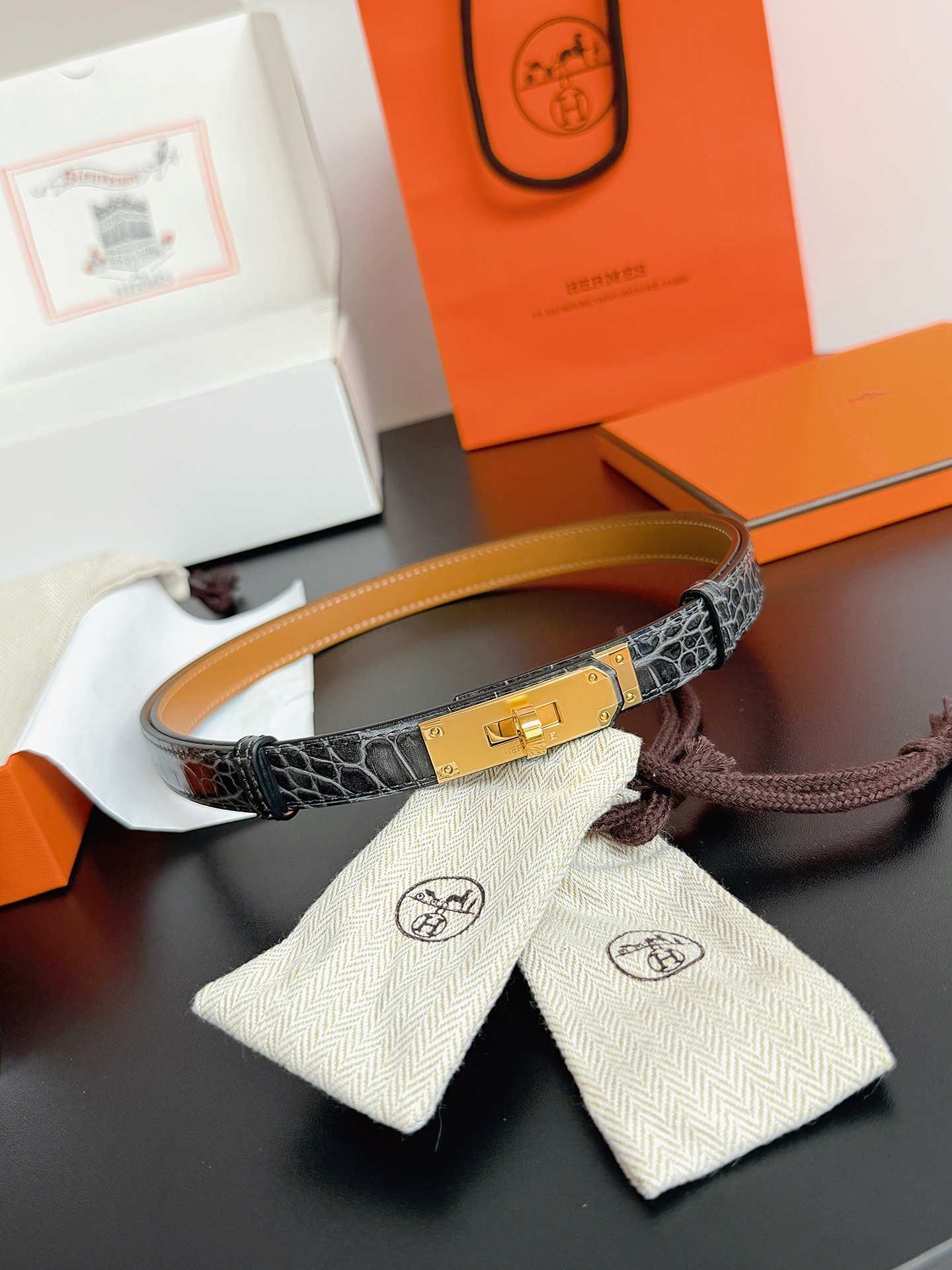 Hermes Belt – 18mm