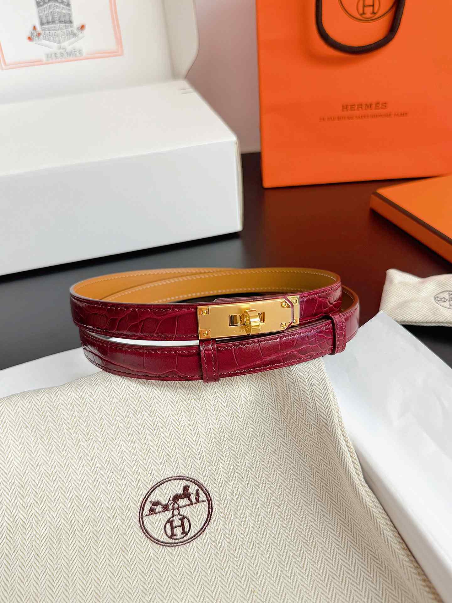 Hermes Belt – 18mm
