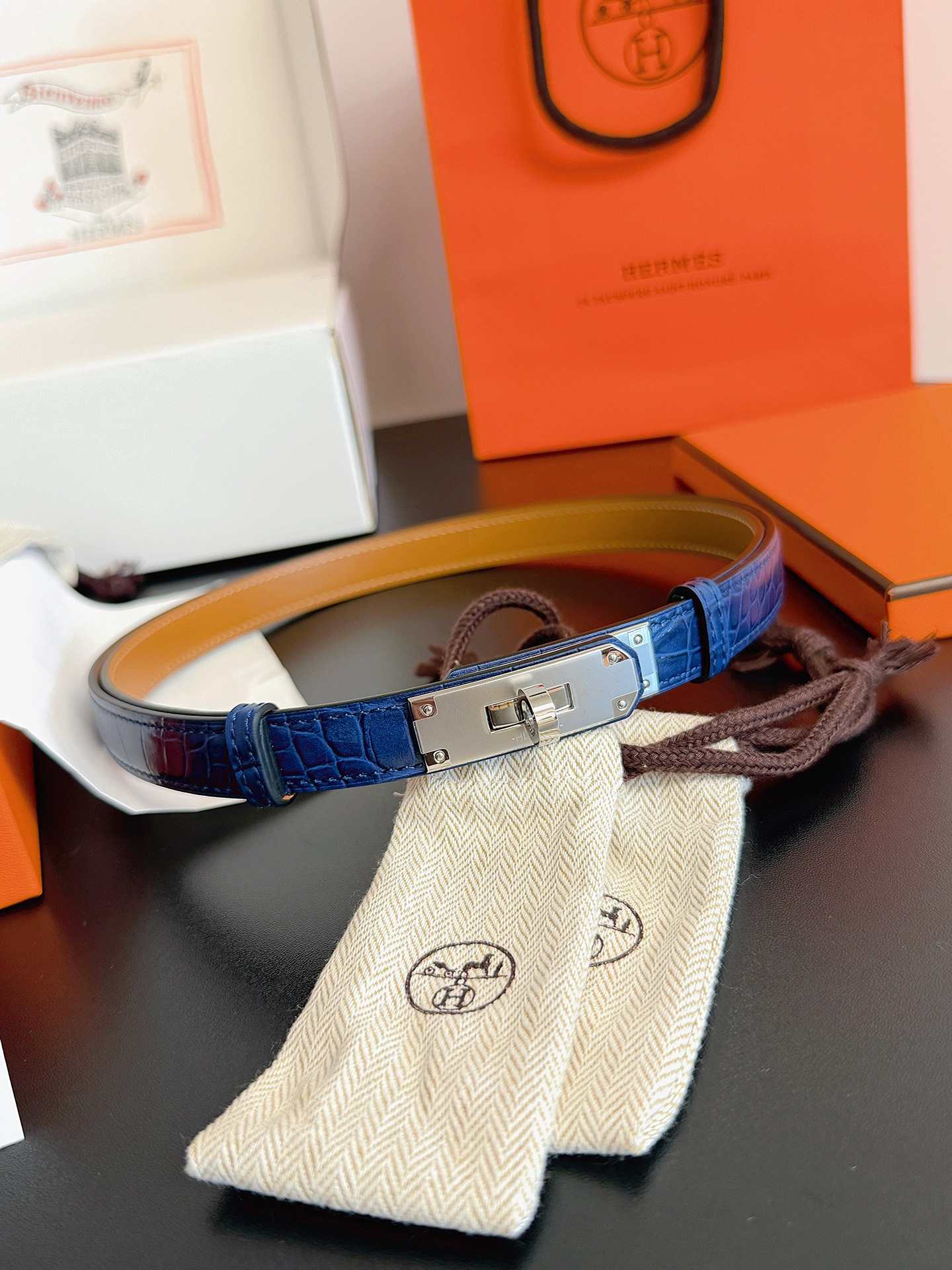 Hermes Belt – 18mm