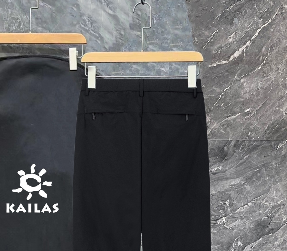 Kailas Zip-Up Casual Pants