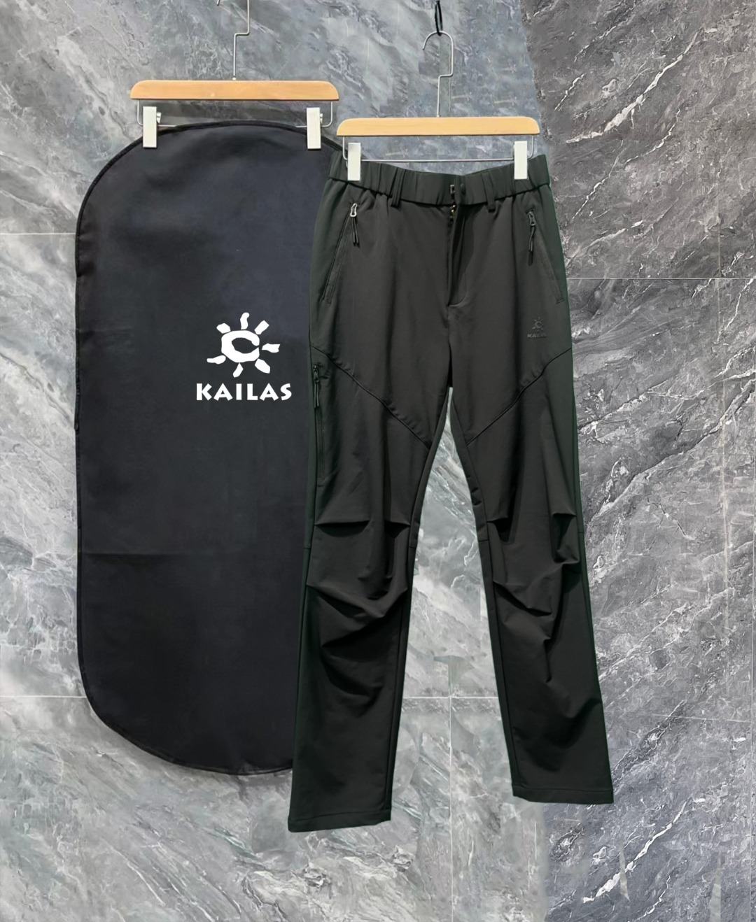 Kailas Zip-Up Casual Pants