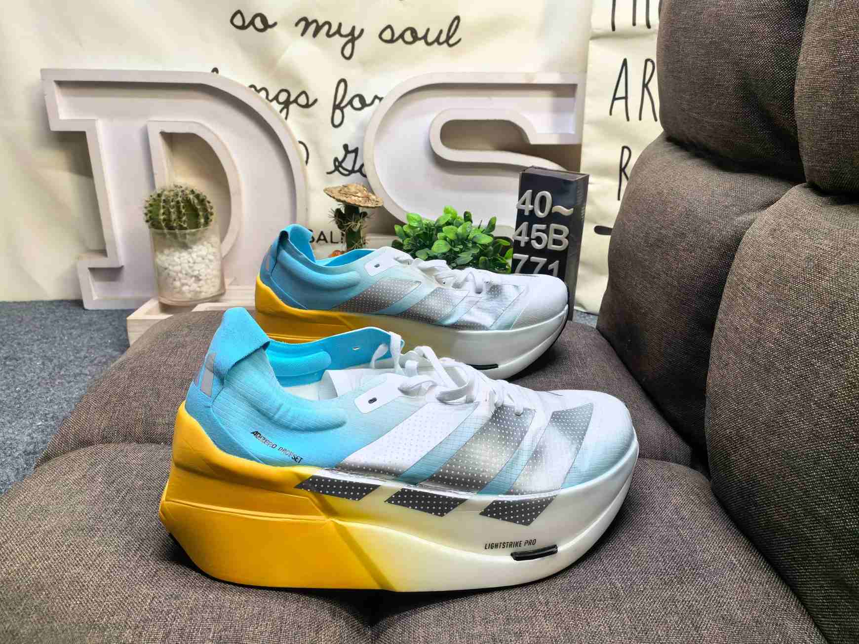adidas ADIZERO PRIME X3S TRUNG Shoes