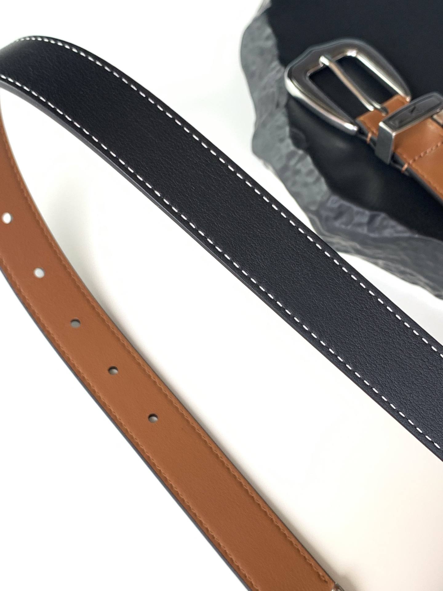 Louis Vuitton Belt – 25mm