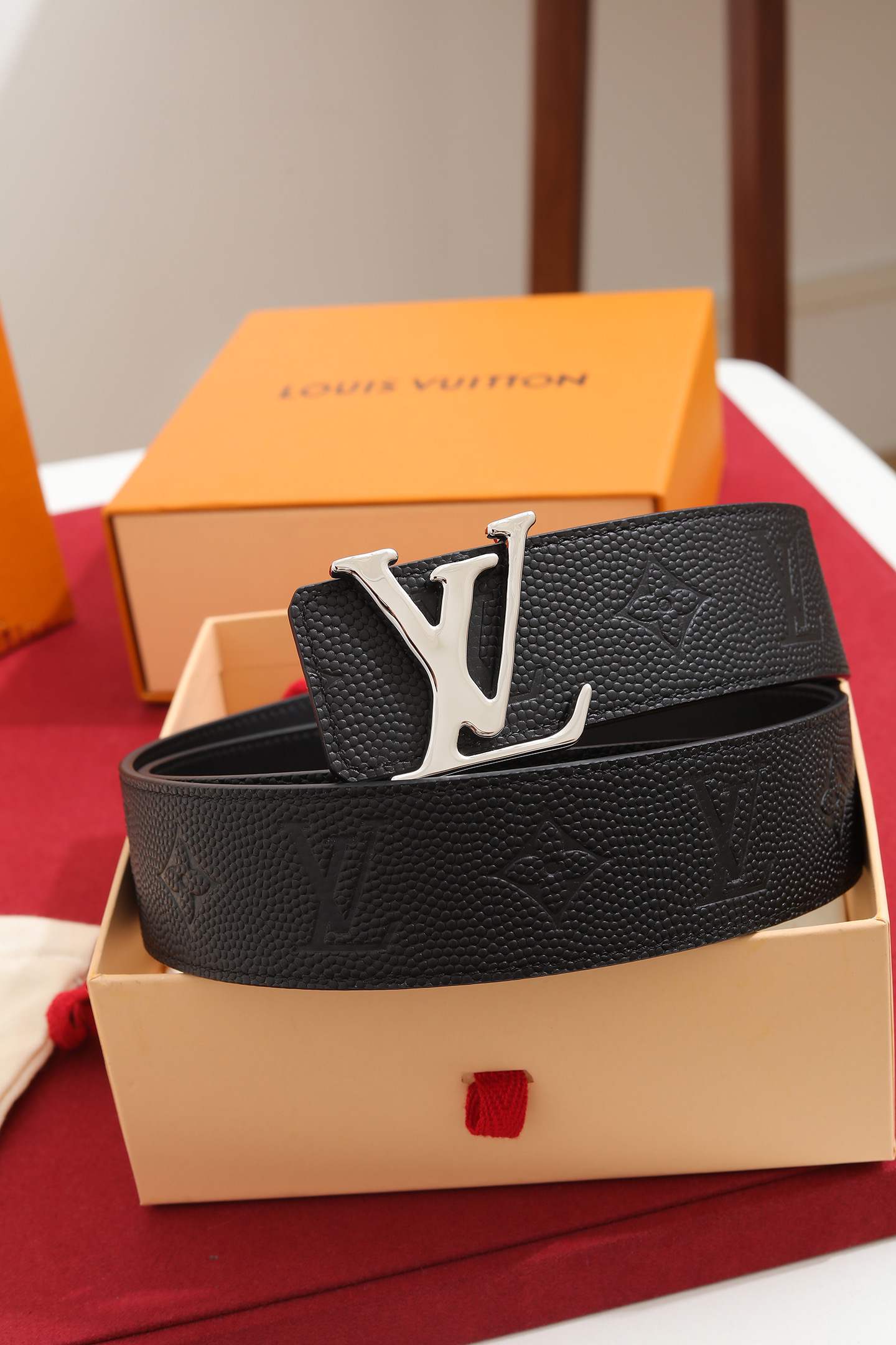 Louis Vuitton Belt – 40mm