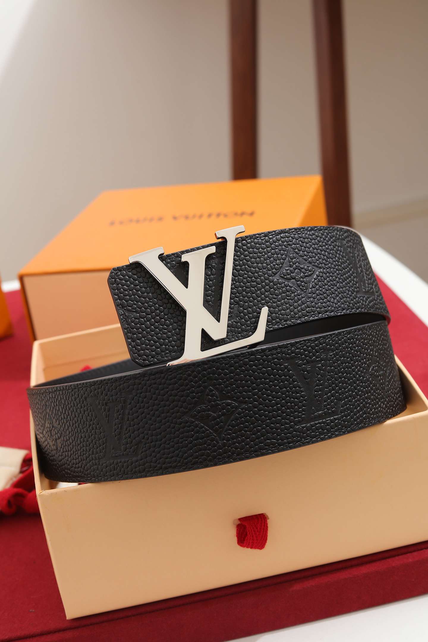 Louis Vuitton Belt – 40mm