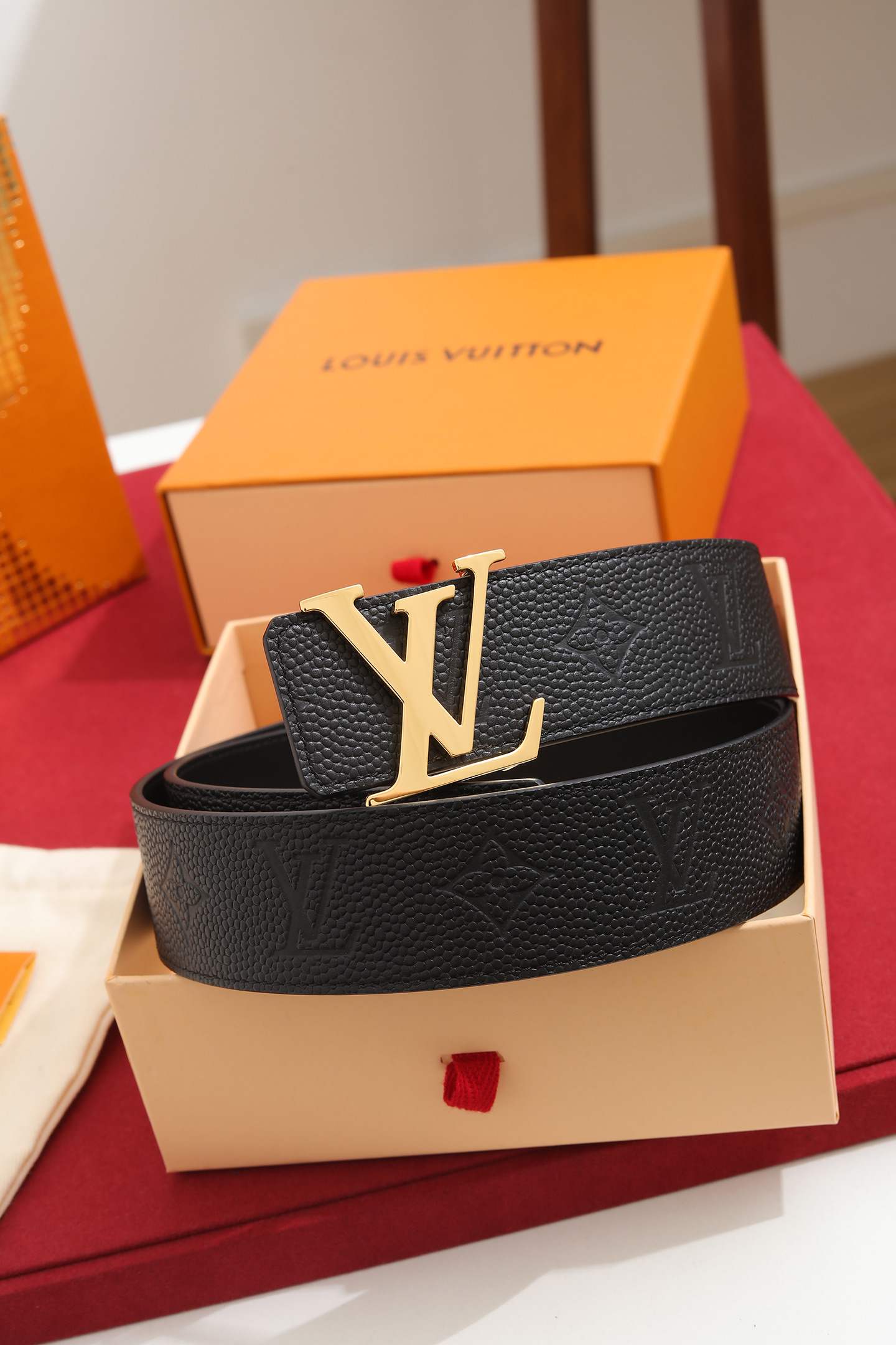 Louis Vuitton Belt – 40mm