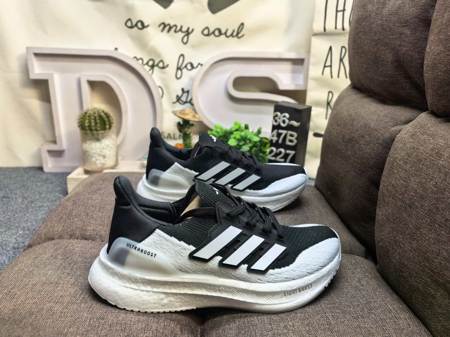 adidas ULTRABOOST 5X Shoes