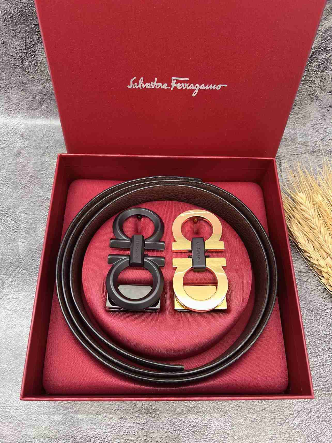 Ferragamo Belt – 35mm
