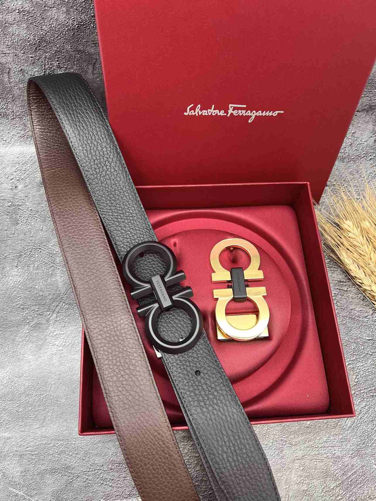 Ferragamo Belt – 35mm