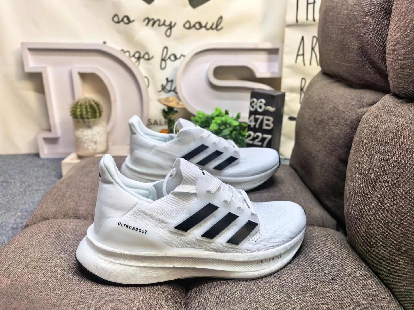 adidas ULTRABOOST 5X Shoes