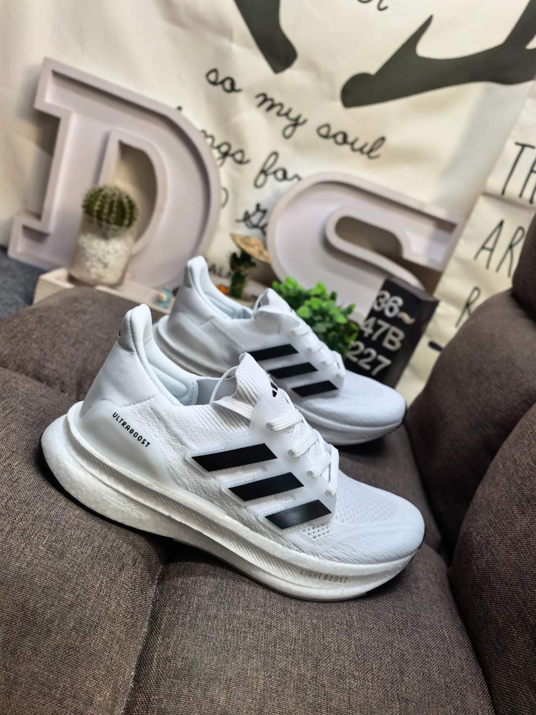 adidas ULTRABOOST 5X Shoes
