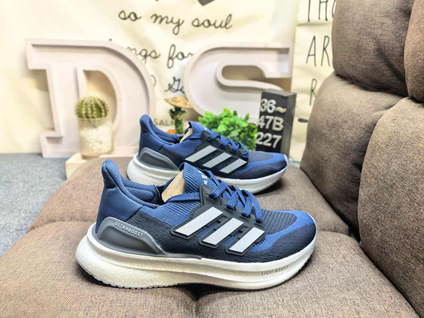adidas ULTRABOOST 5X Shoes