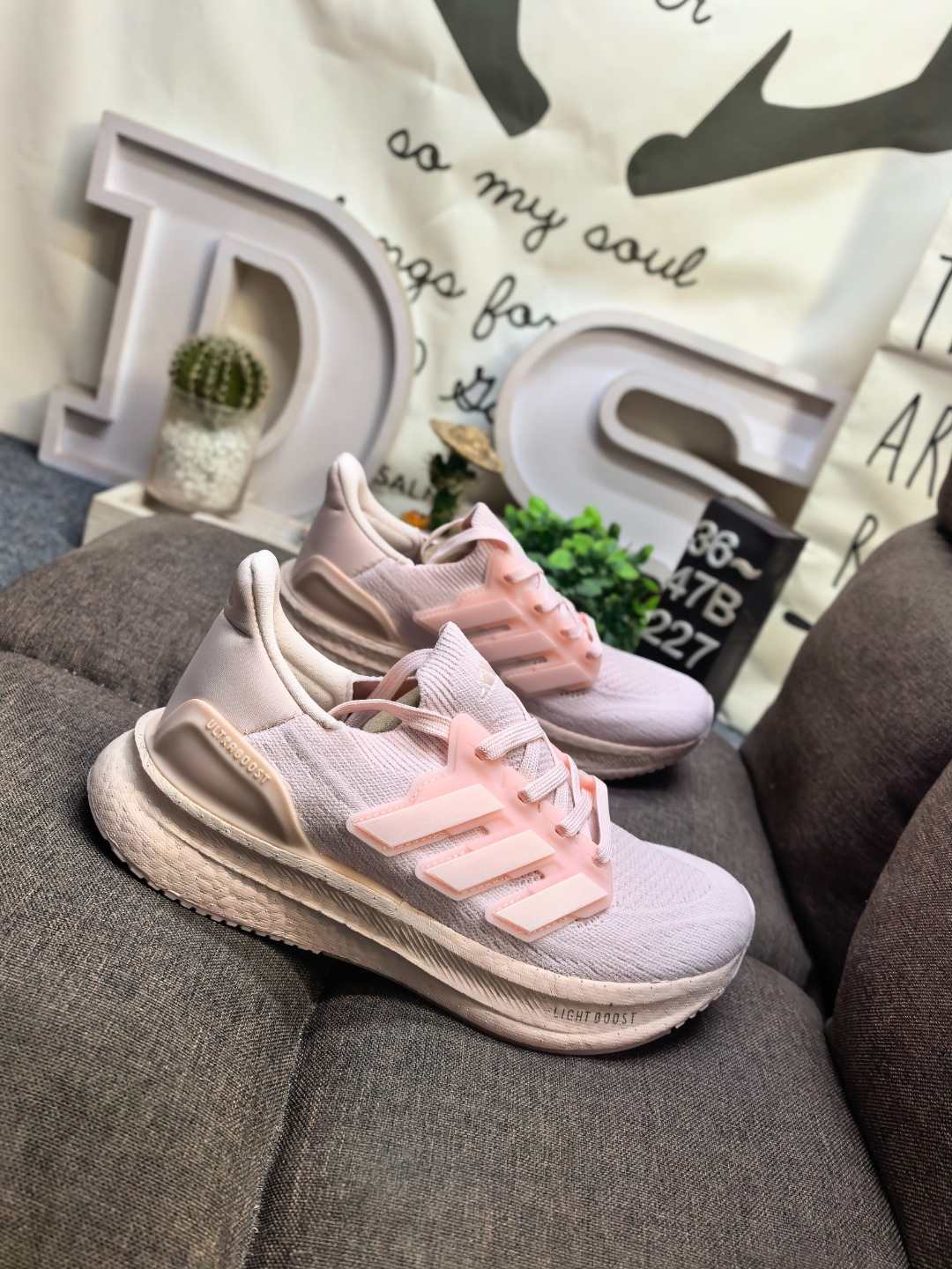 adidas ULTRABOOST 5X Shoes