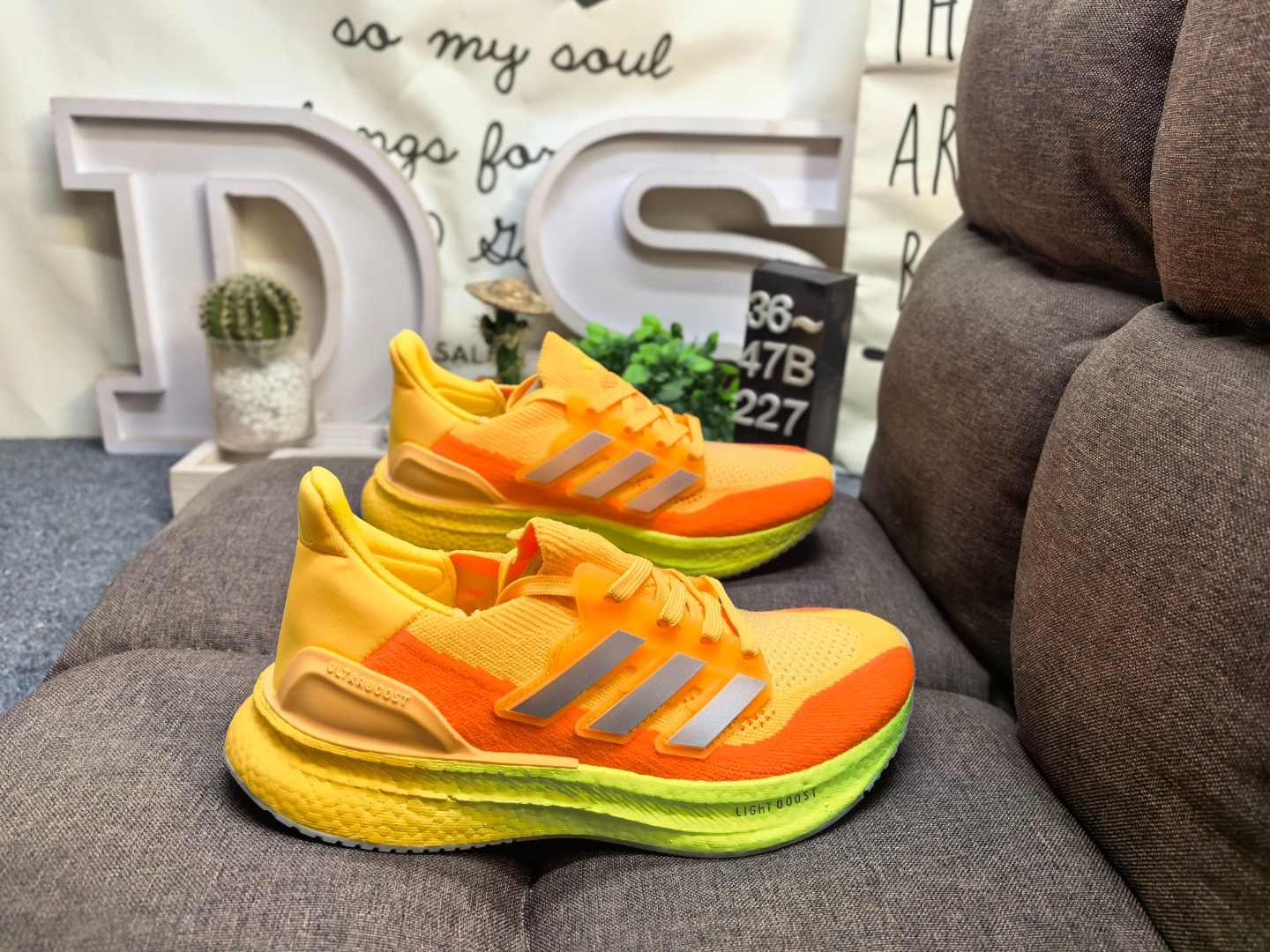 adidas ULTRABOOST 5X Shoes