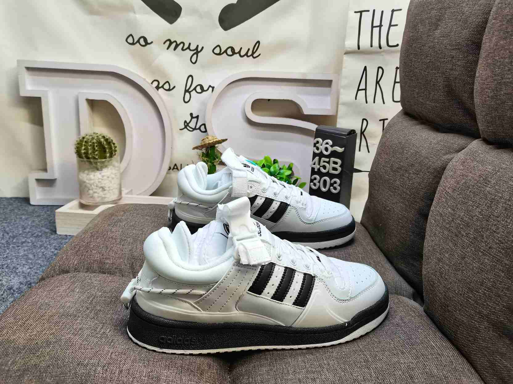 adidas BAD BUNNY FORUM Shoes