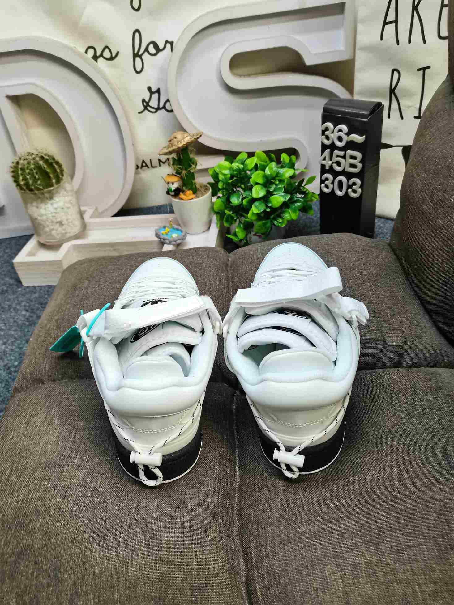 adidas BAD BUNNY FORUM Shoes