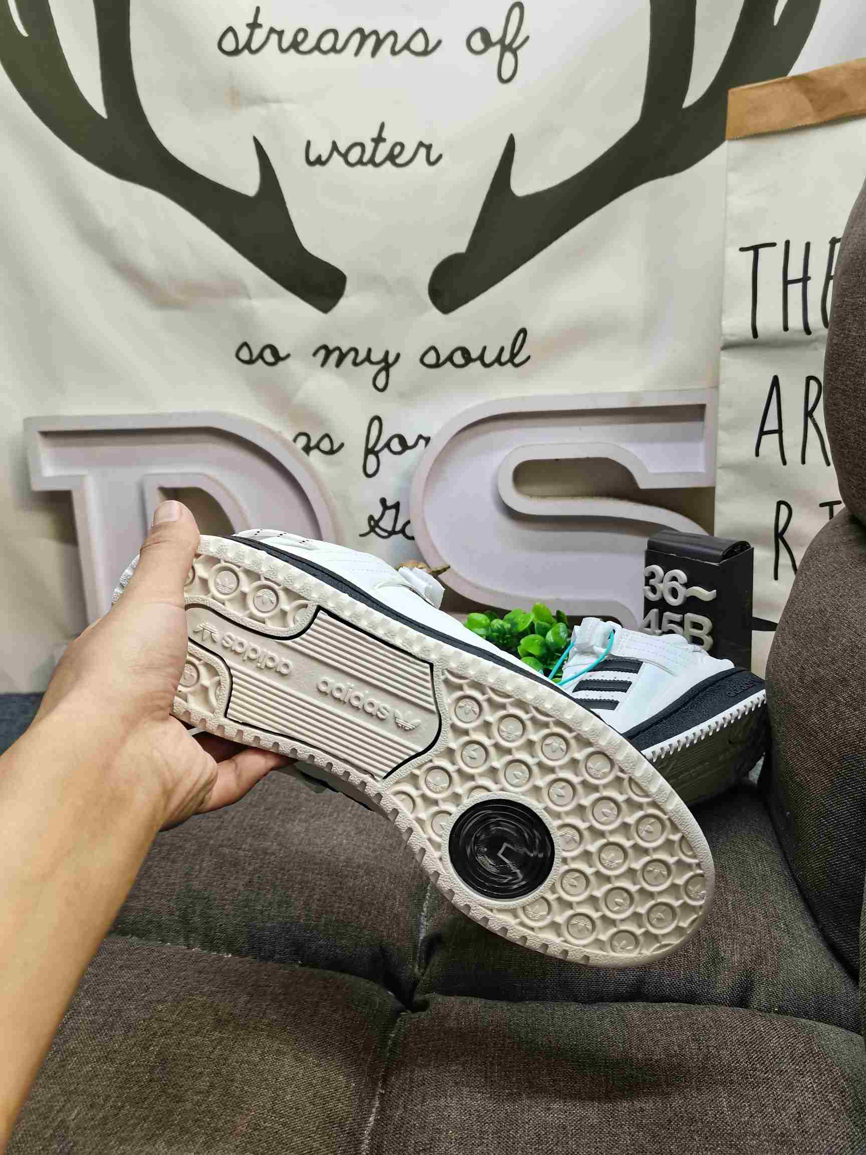 adidas BAD BUNNY FORUM Shoes