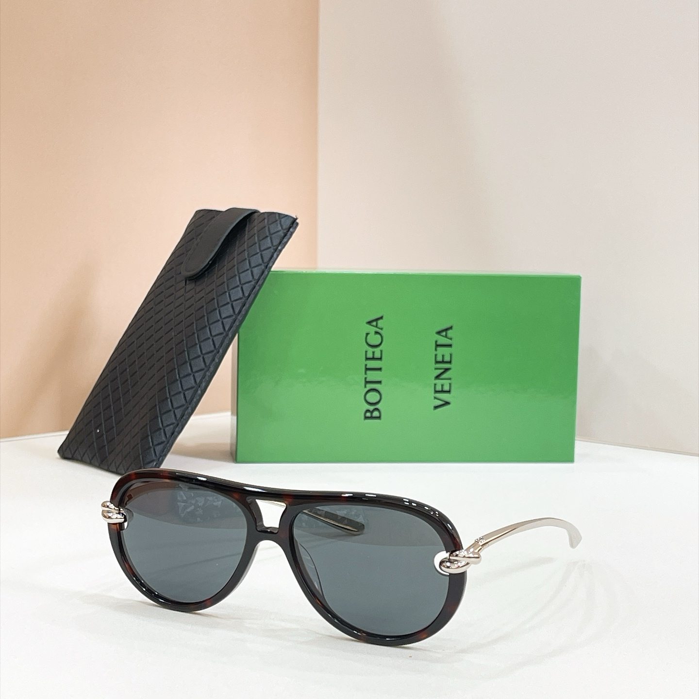 Bottega Veneta Sunglasses - BV1418S