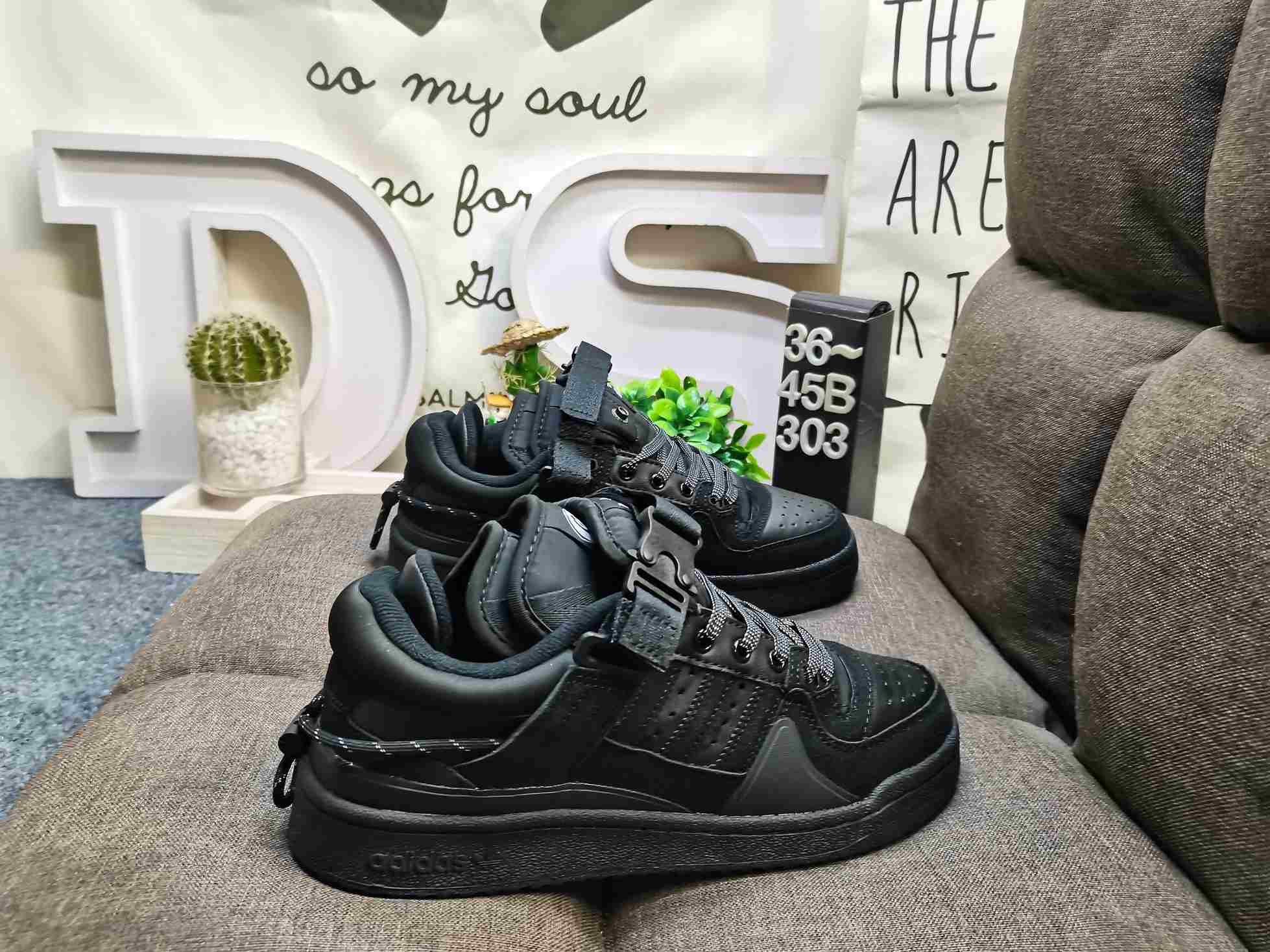 adidas BAD BUNNY FORUM Shoes
