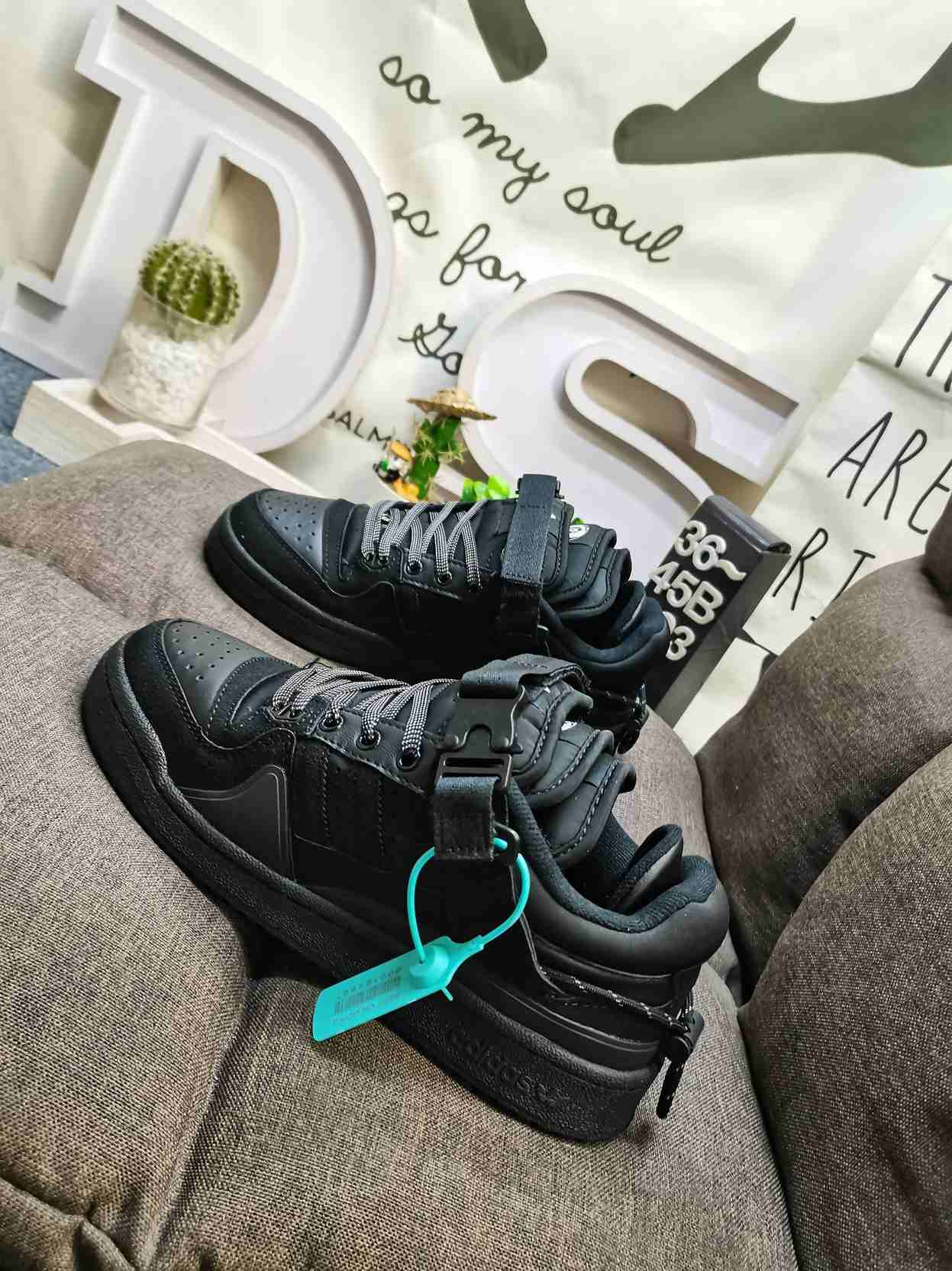 adidas BAD BUNNY FORUM Shoes