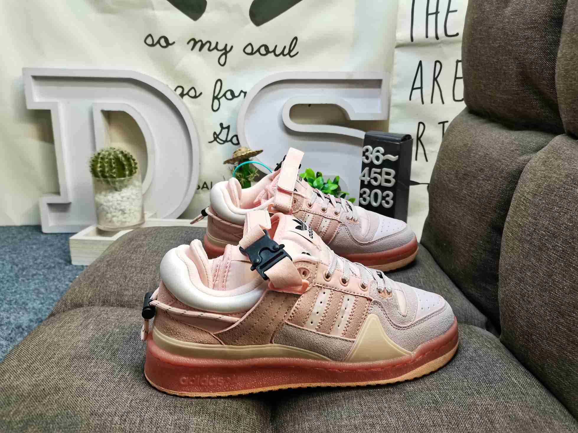 adidas BAD BUNNY FORUM Shoes