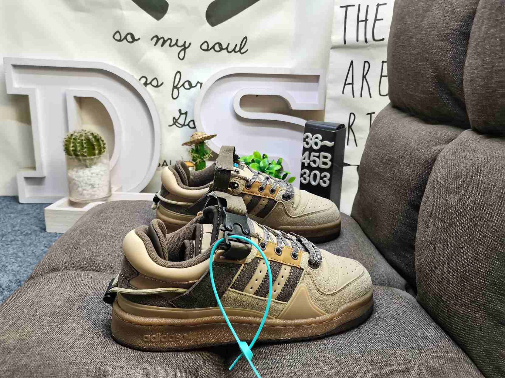 adidas BAD BUNNY FORUM Shoes