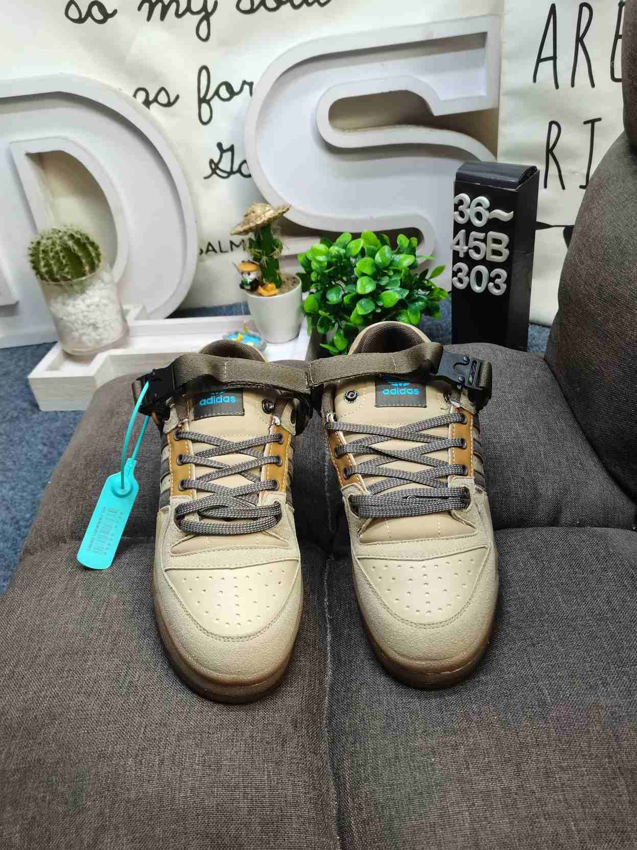 adidas BAD BUNNY FORUM Shoes