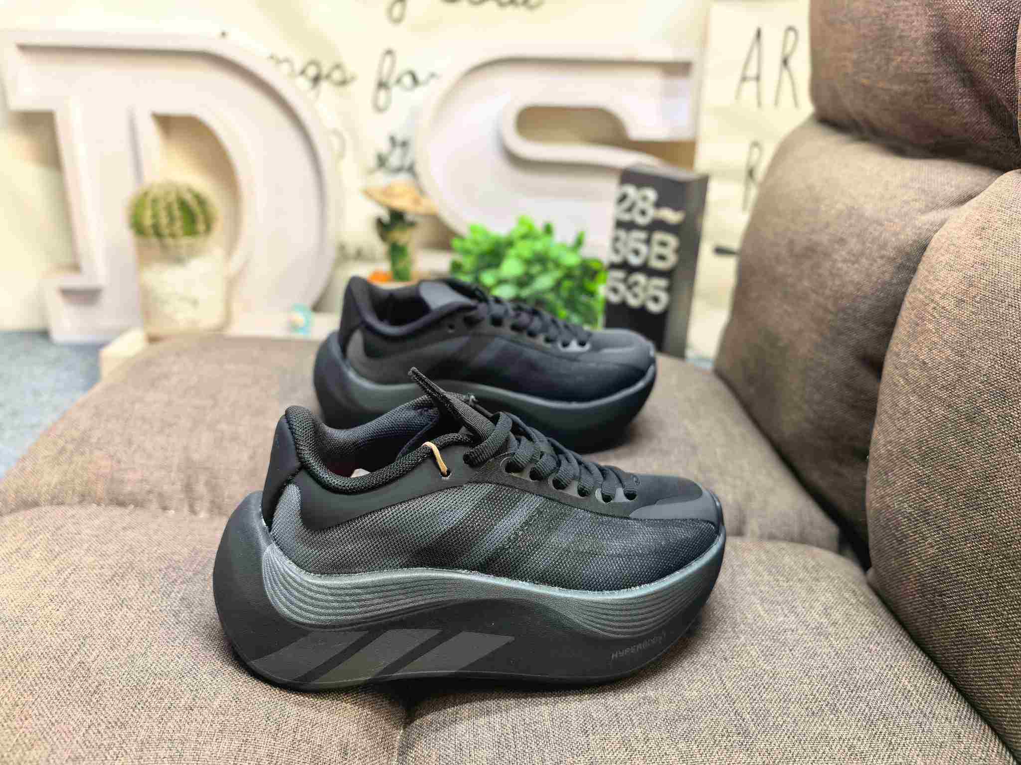 adidas HYPER EDGE Shoes