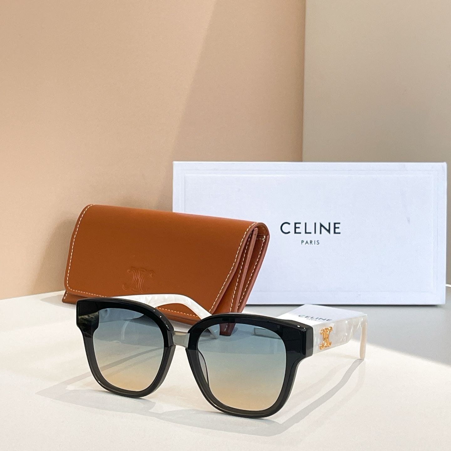 CELINE Sunglasses - CL42094U