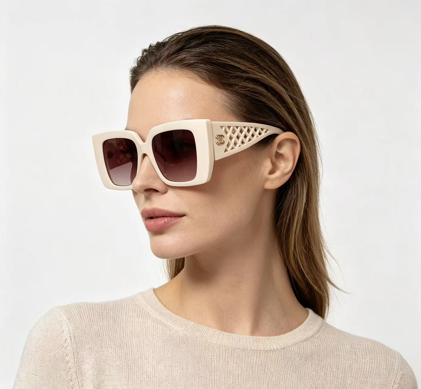 CHANEL Sunglasses - CH5567