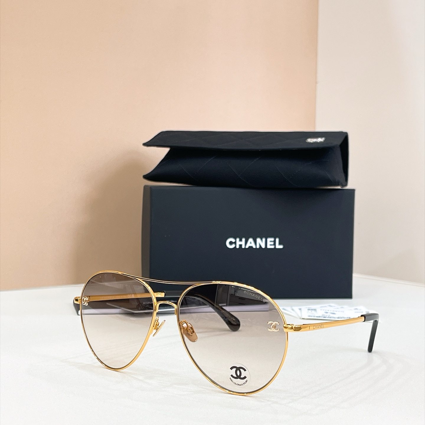 CHANEL Sunglasses - CH4189TQ