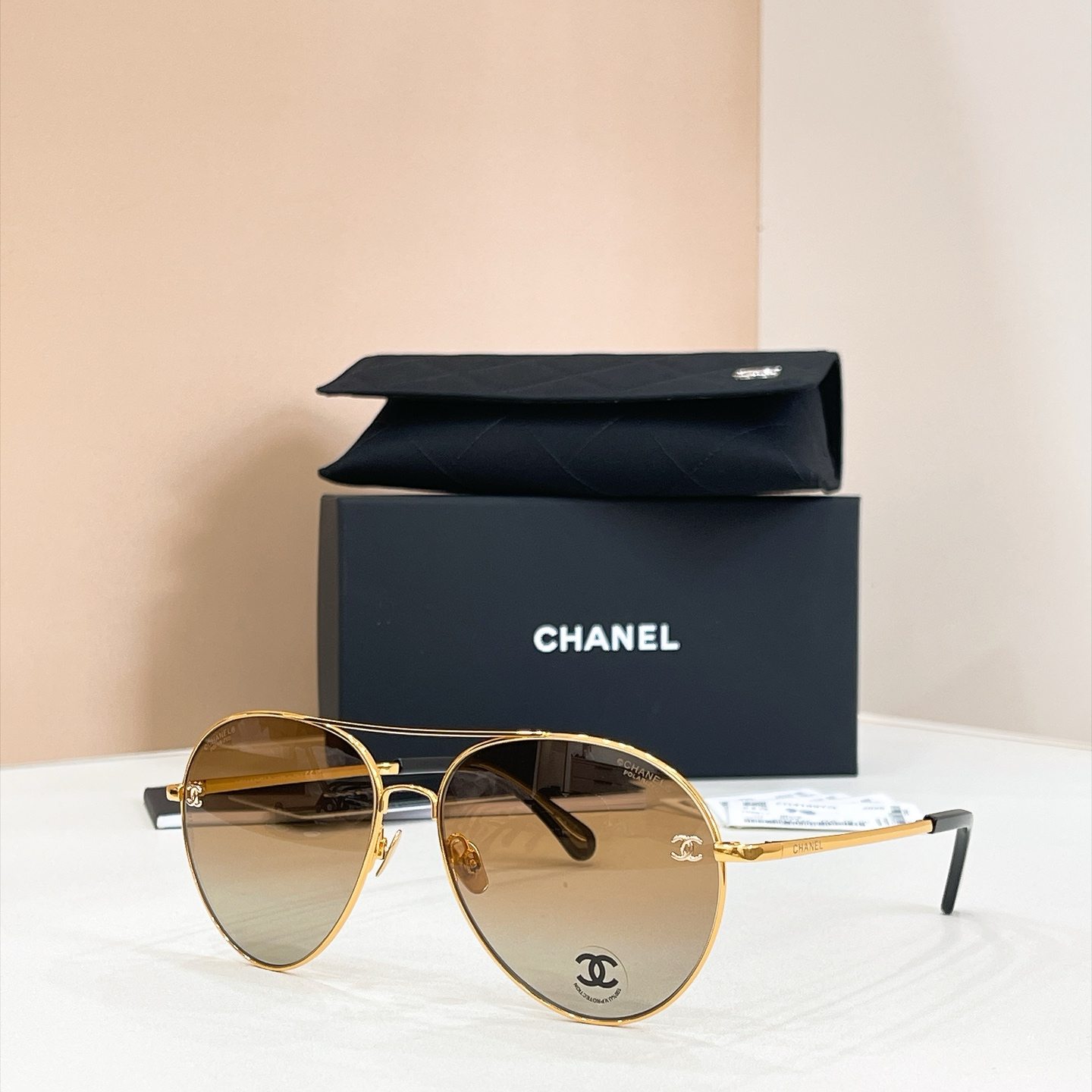 CHANEL Sunglasses - CH4189TQ