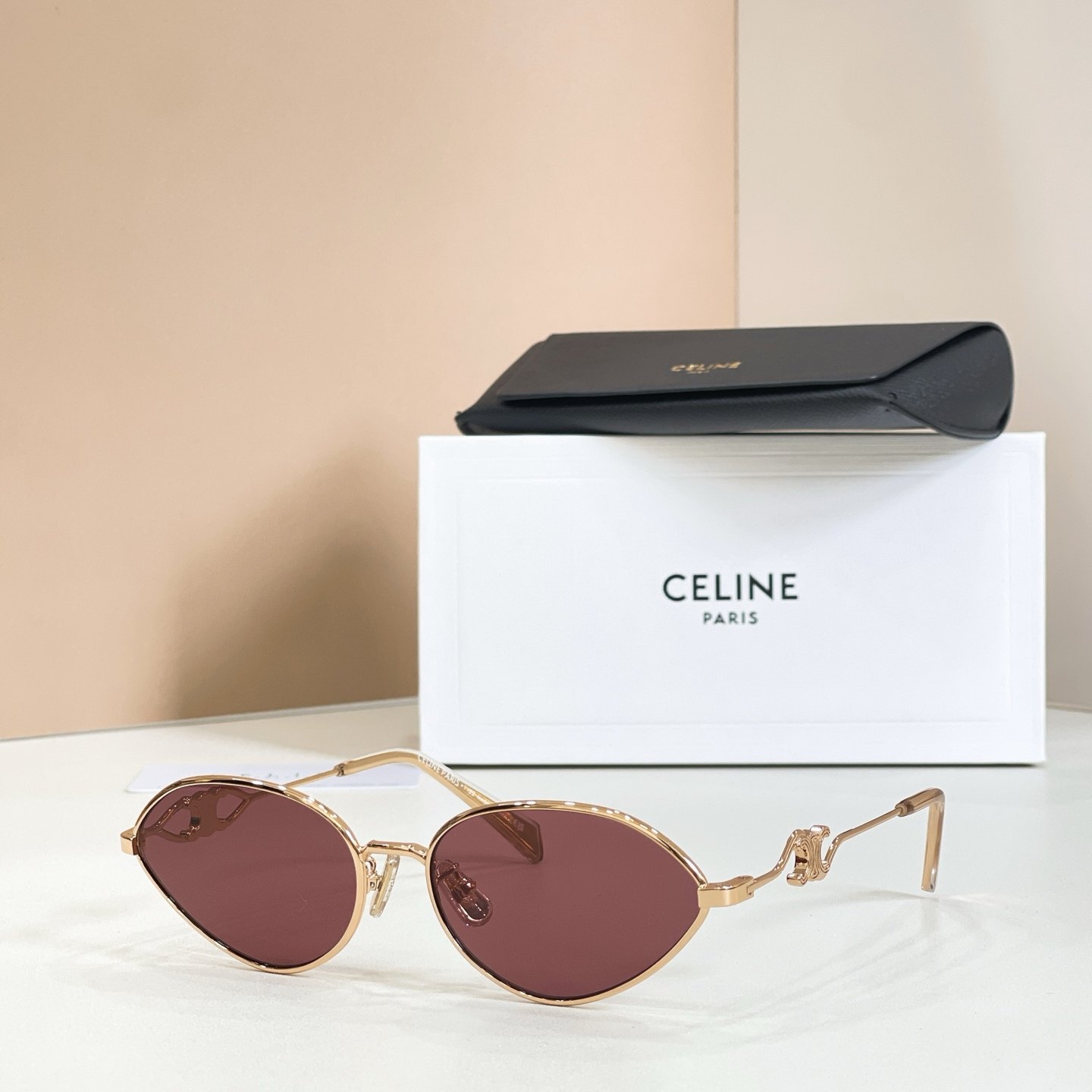 CELINE Sunglasses - CL40354U