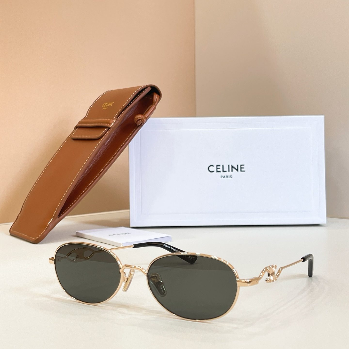 CELINE Sunglasses - CL40571