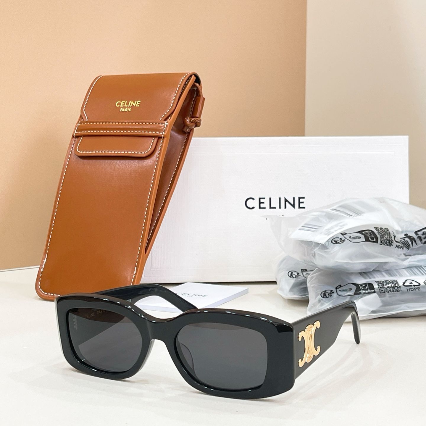 CELINE Sunglasses - CL40282U