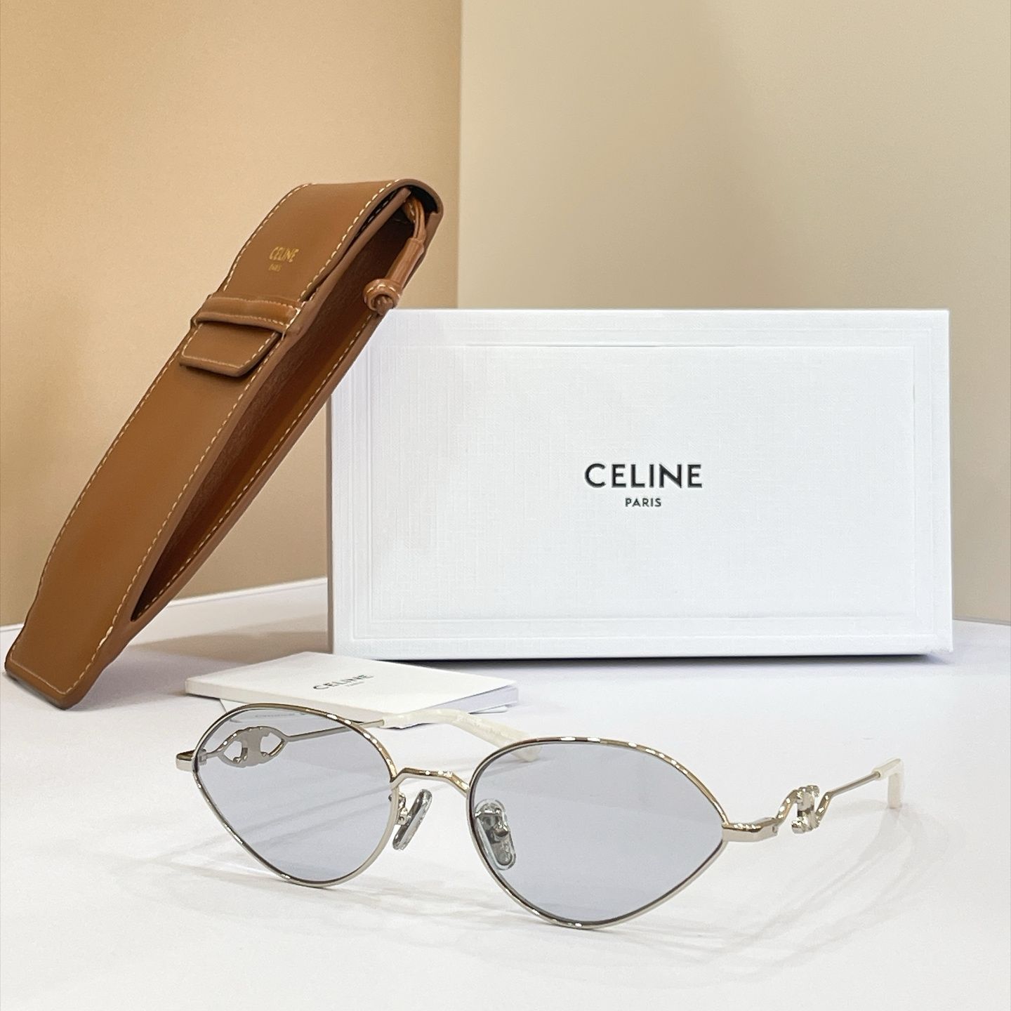 CELINE Sunglasses - CL40354