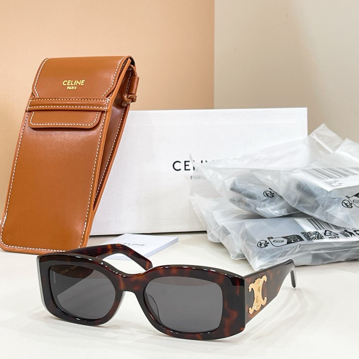 CELINE Sunglasses - CL40282U